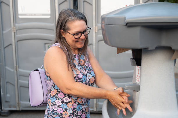 Best Affordable portable toilet rental  in Hugoton, KS
